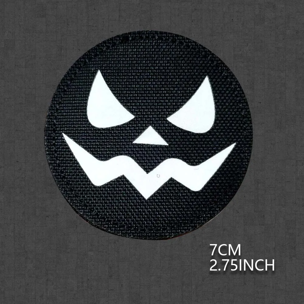 Reflejo de sonrisa malvada, calabaza, esqueleto, fantasma, parche táctico de Halloween, insignias de gancho y bucle para chaleco, sombreros, equipo, colecciones - imagen 4