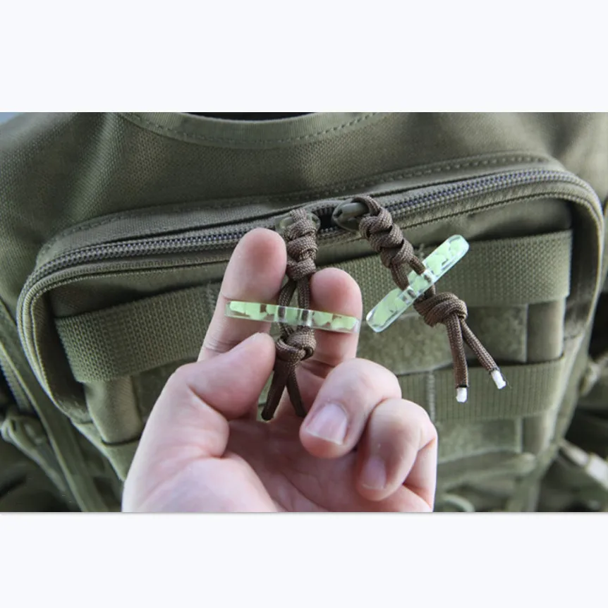 Extractor luminoso con mango de cuerda con cremallera, cabezal de resina con 2 orificios, mochila táctica extraíble para exteriores, paraguas, equipo colgante reciclable - imagen 5