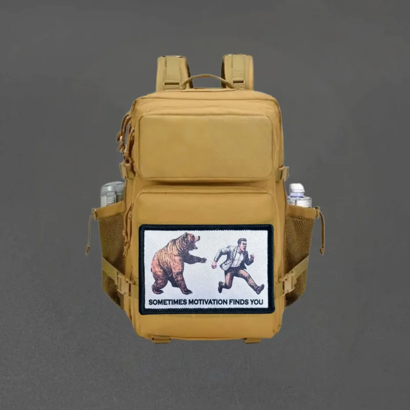 A veces la motivación te encuentra parche impreso oso táctico gancho y bucle moral insignia mochila pegatinas brazalete parches para ropa