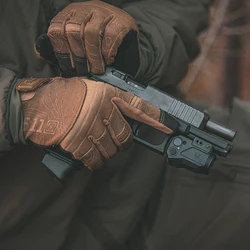 Linterna táctica pistolera 500 lúmenes IPX4 estroboscópica