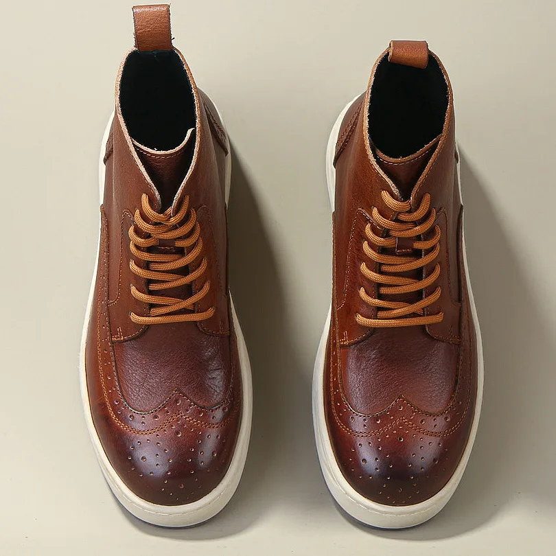 KOWM zapatos de senderismo de piel de vaca, botas para caminar para hombre, botas altas británicas para motocicleta, zapatos de trekking, zapatillas informales con suela gruesa en el tobillo - imagen 3