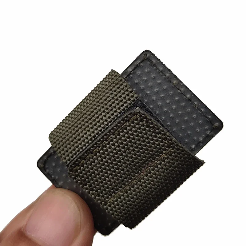 Insignia de reconocimiento nocturno con luz nocturna reflectante, sombrero creativo de ojo de gato, gancho y bucle, parche táctico para ropa, mochila para exteriores - imagen 5