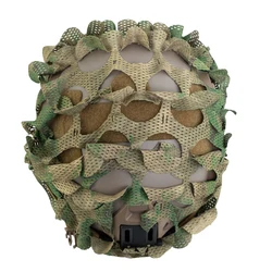 Casco táctico con red de camuflaje oculta