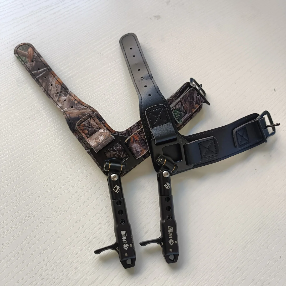 Divisor de correa de muñeca S2, cierre de mandíbula automático, correa de muñeca ajustable, mandíbulas giratorias de 360 grados, Universal para zurdos y destros - imagen 4