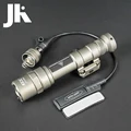 DE M600B  Flashlight