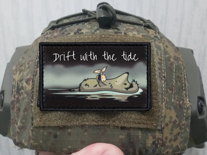 Chevrons-emblema a la deriva, insignia de moral impresa, parches de gancho y bucle, brazalete táctico, pegatina de mochila