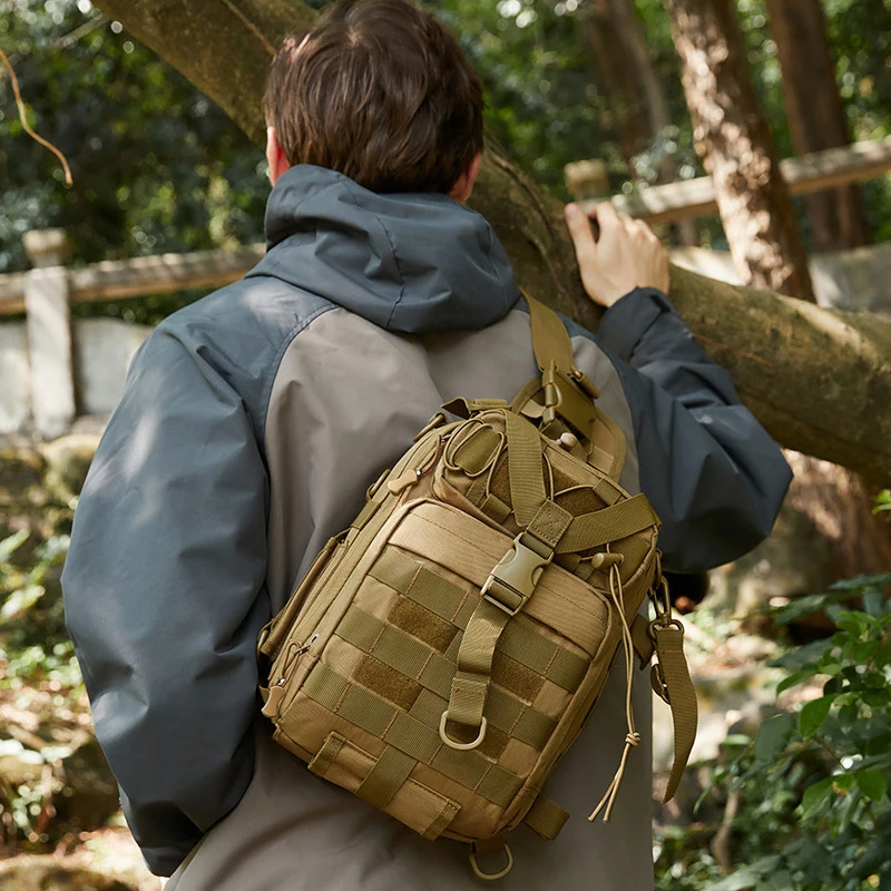 Bolso de pecho táctico MOLLE para hombre, bolsa cruzada de un solo hombro, deportes, senderismo, viajes al aire libre - imagen 3