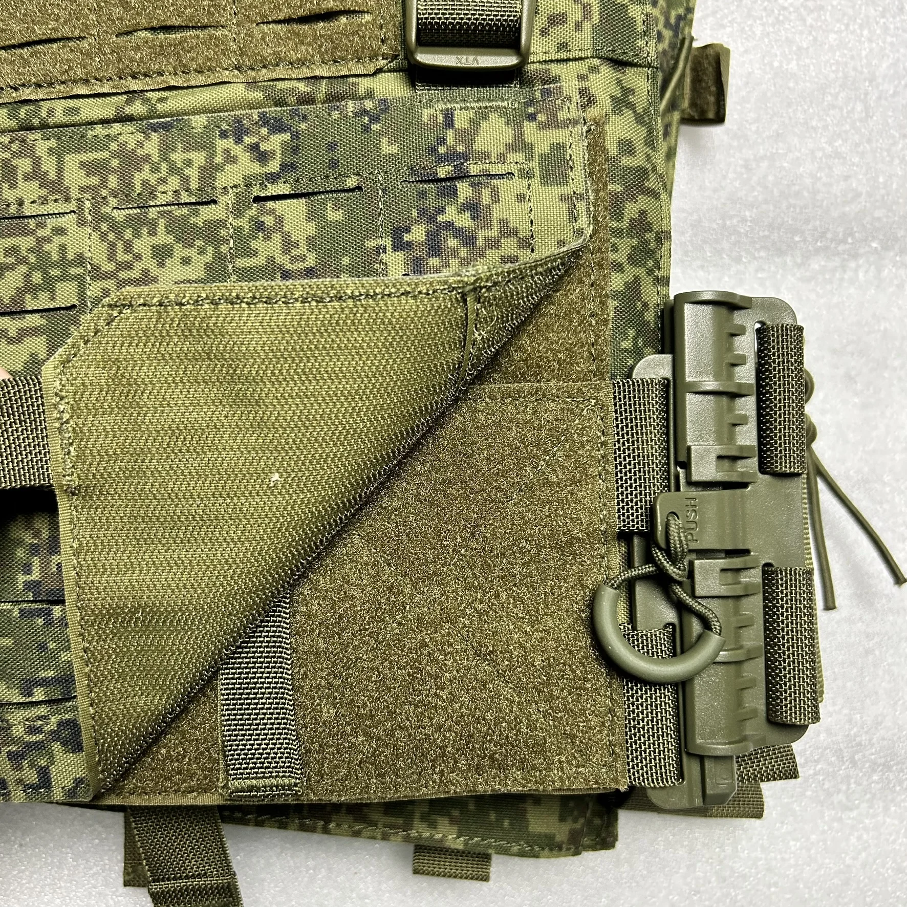 Chaleco táctico para exteriores, nailon resistente al agua 530D, camuflaje Digital ruso EMR, MOLLE cortado con láser, sistema ligero de liberación rápida - imagen 5
