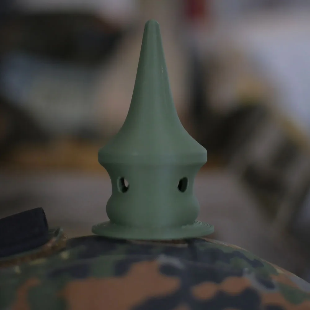 Decoraciones superiores puntiagudas para casco táctico estilo prusia - imagen 4