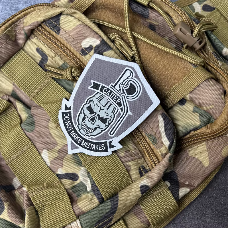 Parche táctico Chevron impreso con velcro – Insignia moral militar