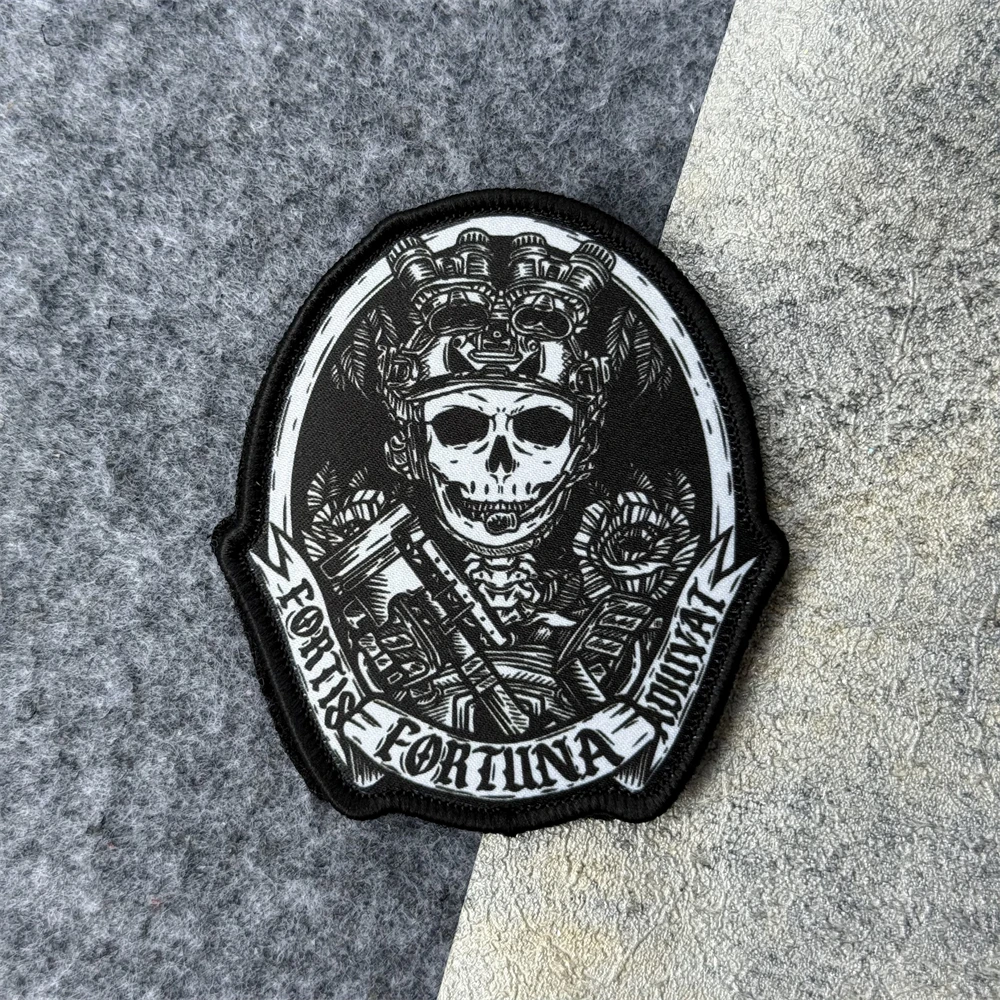 Parche militar táctico del ejército moral, material impreso "Fate Helps The Brave", adecuado para chalecos, chaquetas, mochilas, etc. - imagen 3