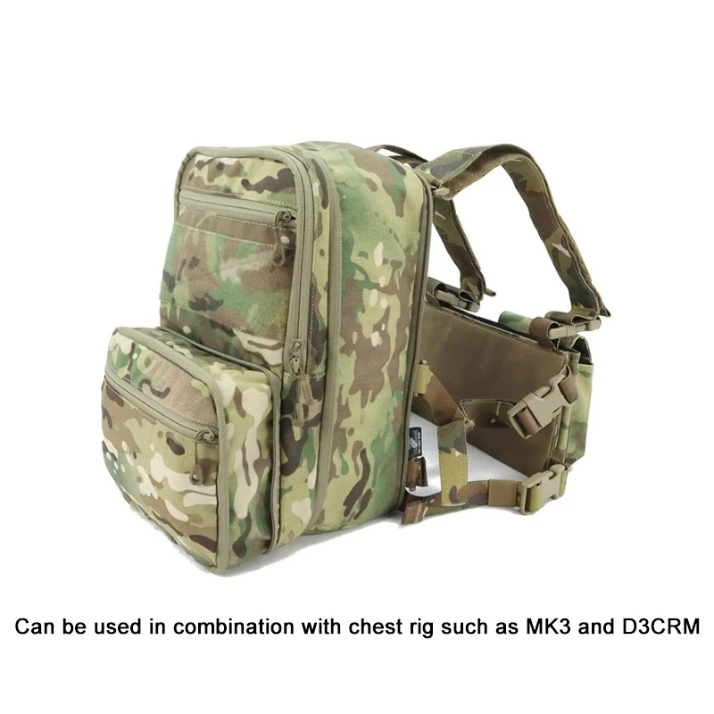 Paneles MOLLE en el frontal de la mochila