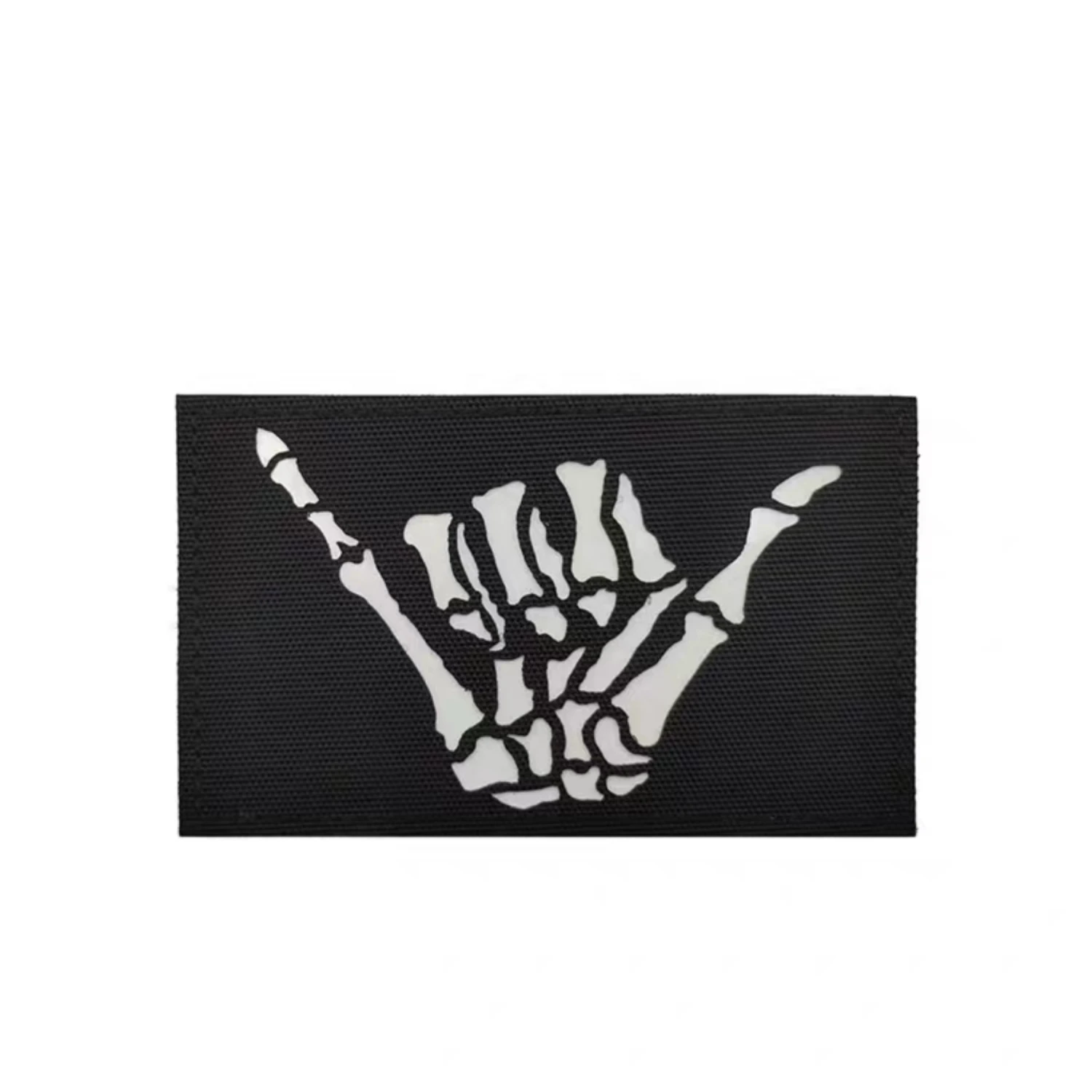 Skull Finger 666 Leather Armband Cowhide Outdoor backpack patch - imagen 5