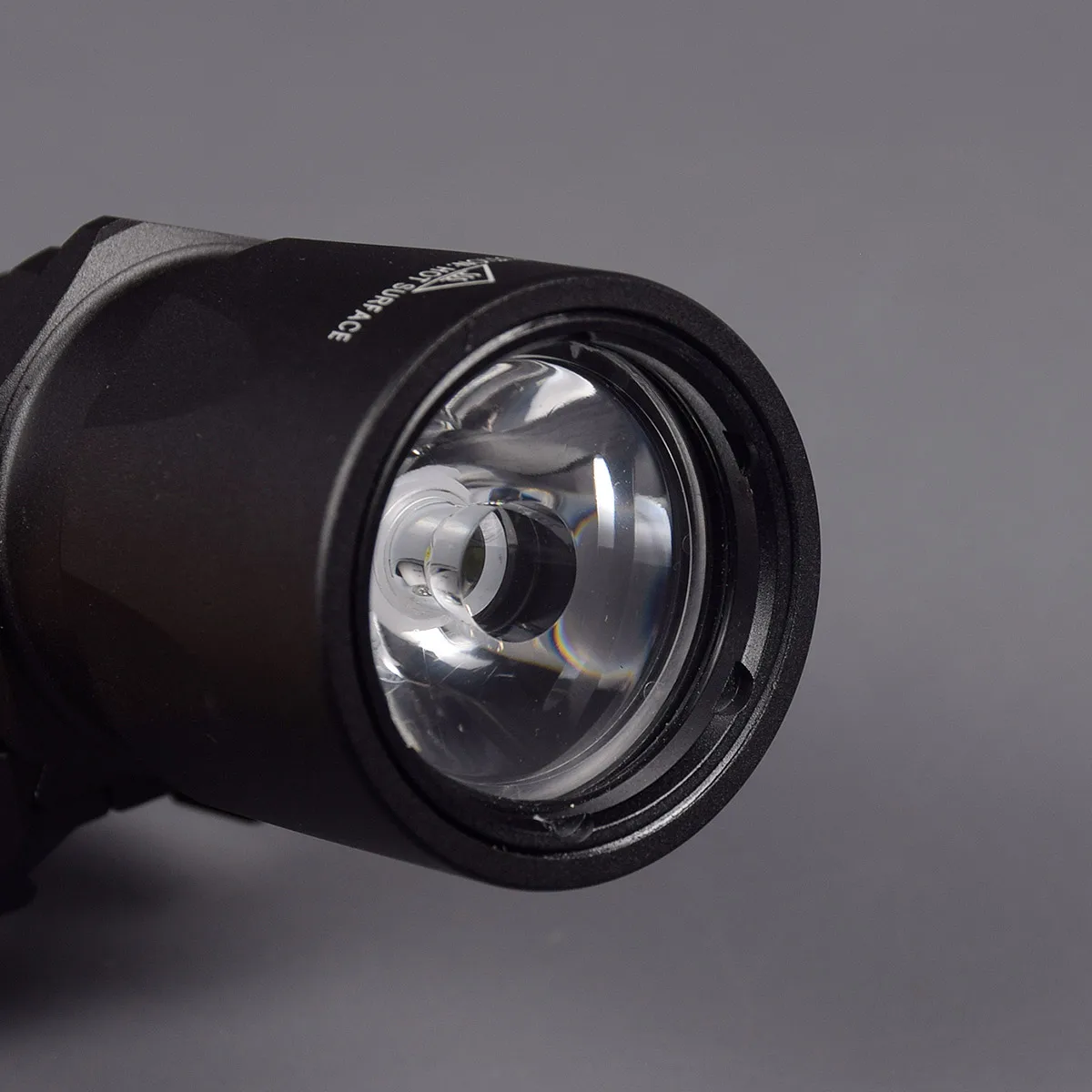 Linterna táctica SF M951 LED, linterna de caza superbrillante, luces de explorador con interruptor de presión remoto, compatible con riel de 20mm - imagen 4