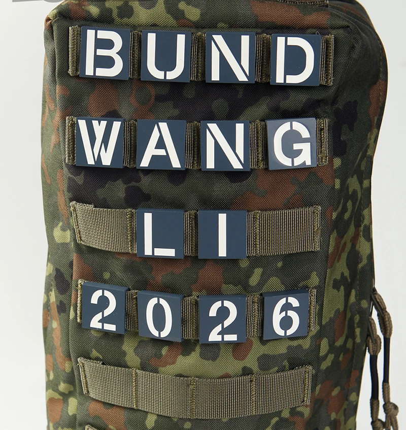 Accesorio de clip de metal para mochila táctica decorativa para correas MOLLE de 25 mm de ancho, accesorio de equipo EDC para exteriores