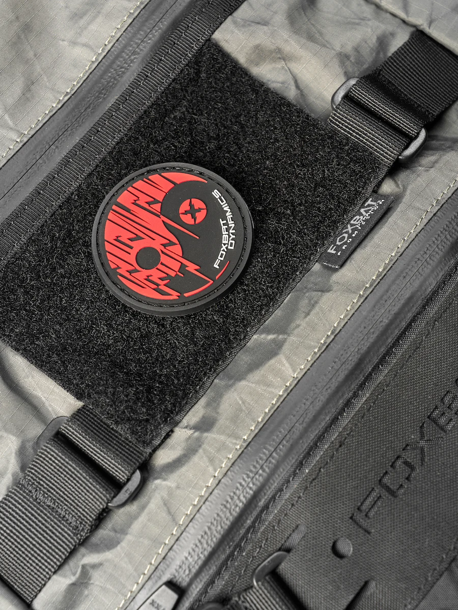 Insignia mágica táctica funcional Taiji, brazalete cruzado, accesorio para mochila, color negro y rojo - imagen 4