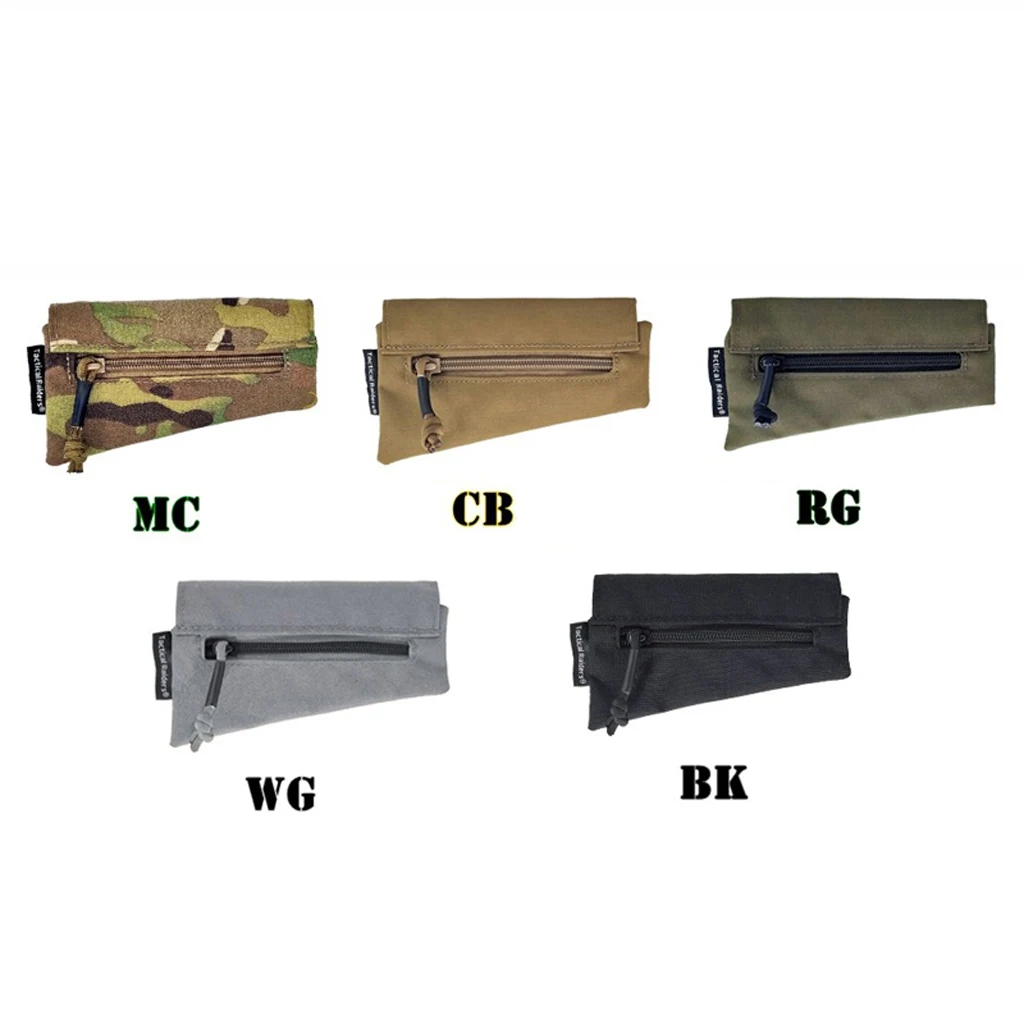 Una foto de una bolsa de camuflaje con las letras MC CB, BG, WG y BK