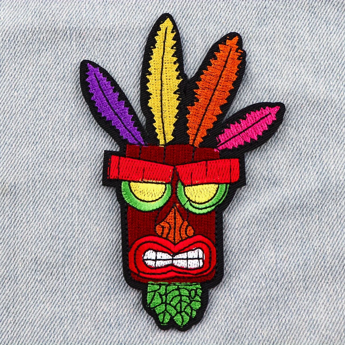 1 parche para juegos Meme divertido bordado Crash Bandicoot Aku Aku, apliques para planchar/coser para chaquetas, mochilas, ropa, bricolaje - imagen 3