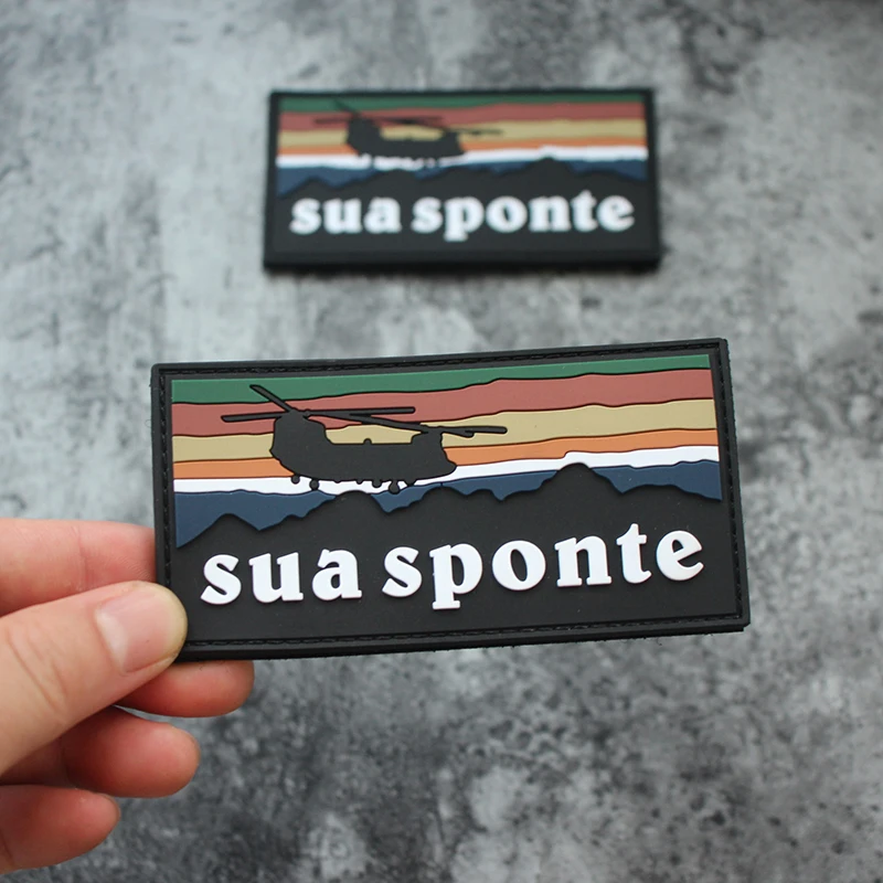 Accesorios para bolsa al aire libre, insignia 3D de PVC, Sua Sponte Arbiter, brazalete de helicóptero de transporte, chaqueta de moral de combate, parche de gancho para mochila - imagen 4