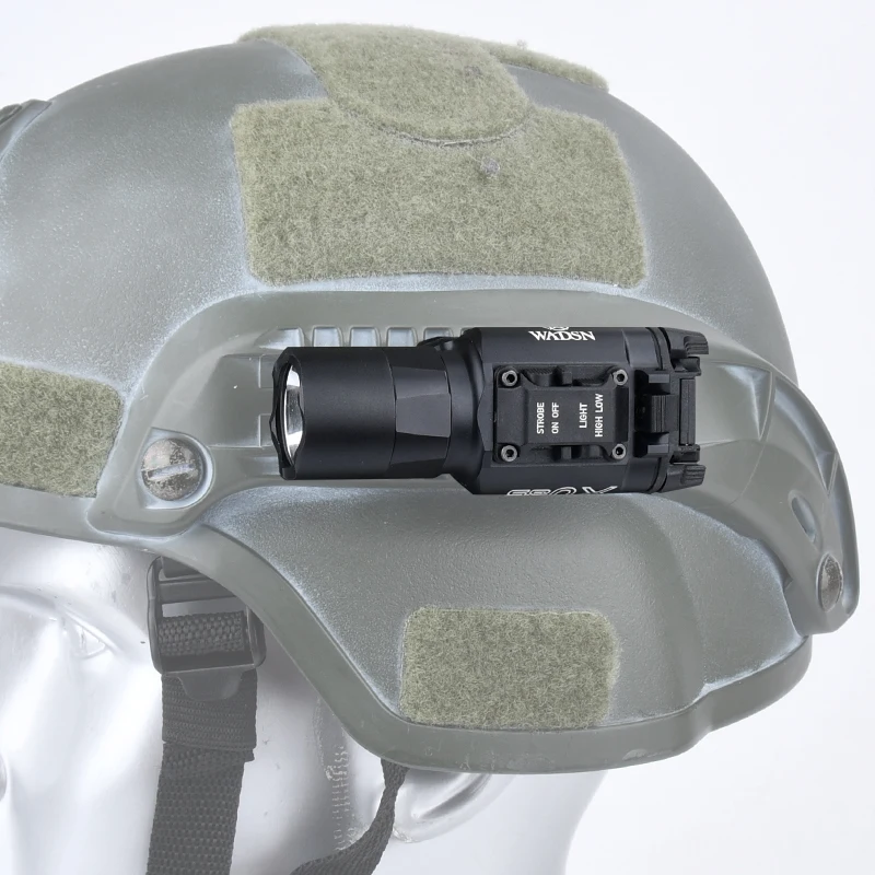 Surefir-linterna táctica X300U X300 Ultra XH35 X300V, luz de explorador de pistola de Metal, luz estroboscópica para riel de 20mm - imagen 2