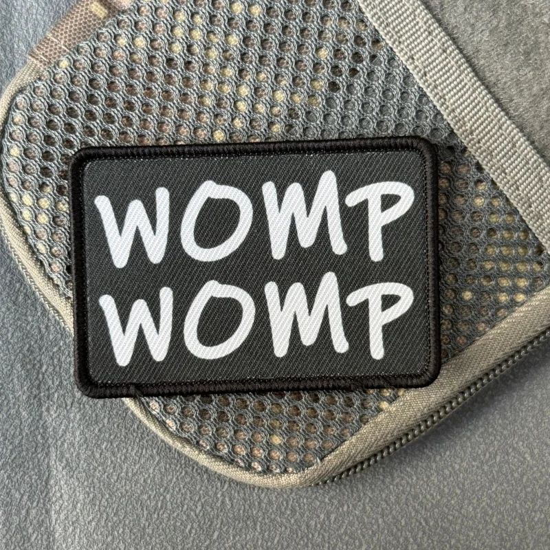 WOMP Parche Táctico Moral con Gancho y Bucle para Mochilas Ropa - imagen 4