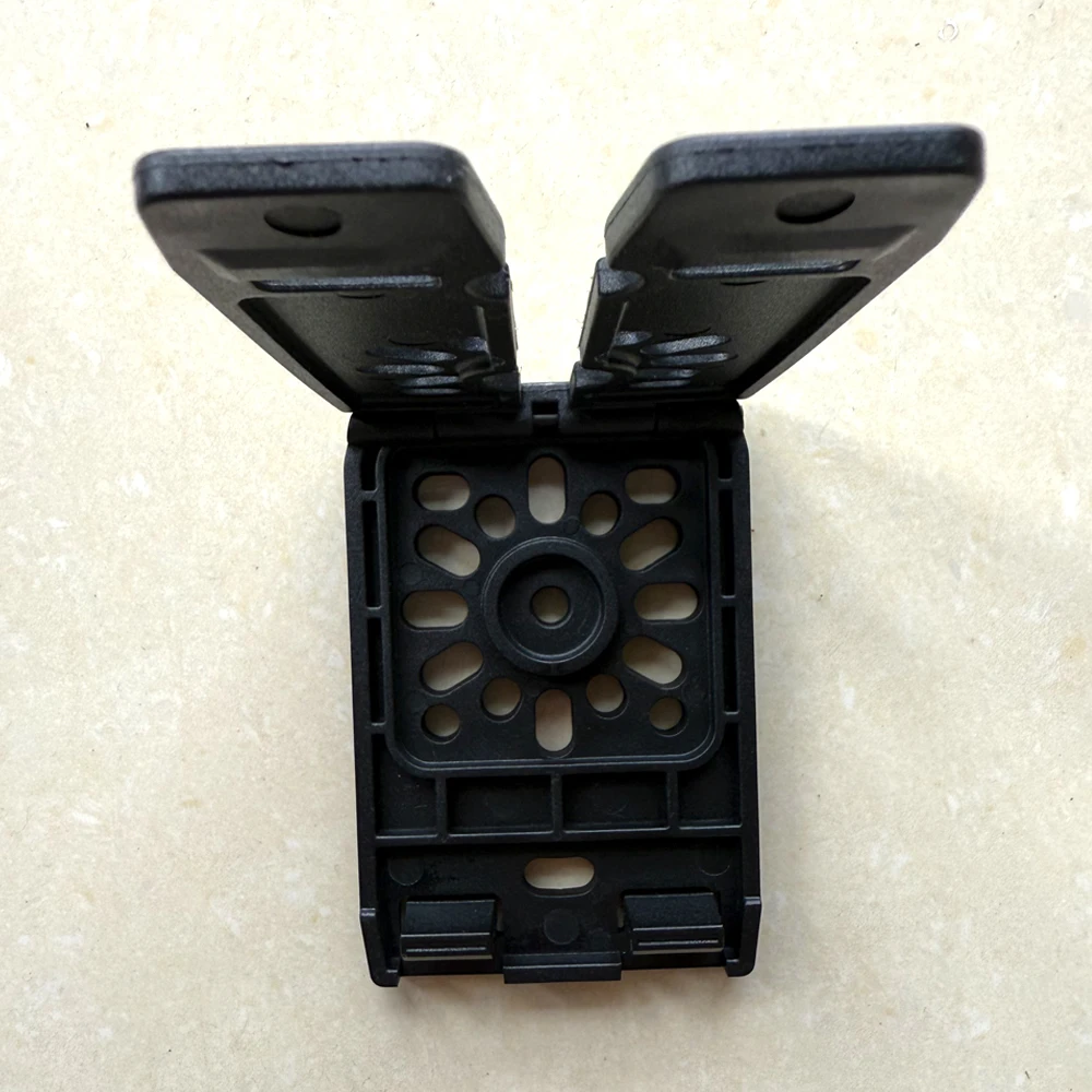 Adaptador MOLLE para fundas para pistolas/bolsas para revistas. Se adapta al accesorio modular de polímero para cinturón Molle/Chaleco Molle - imagen 4