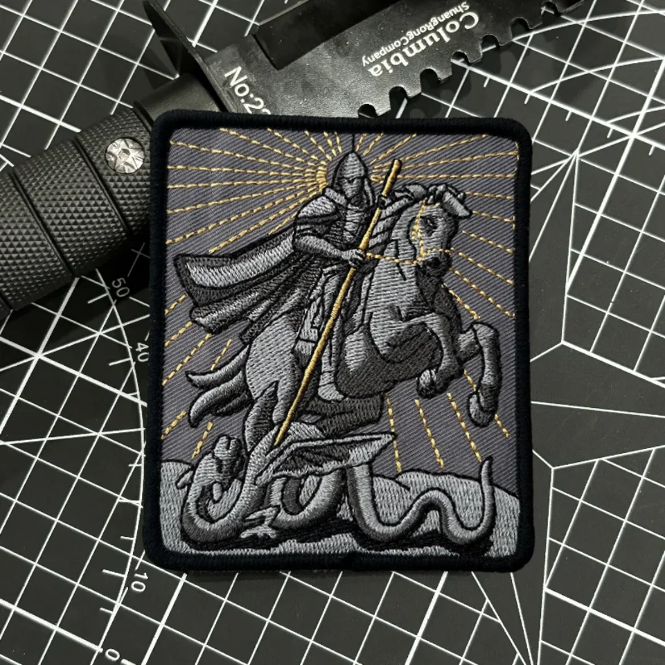 Insignia de Victor St. George Chevron, parche táctico bordado, parches de gancho y bucle, emblema de moral militar, brazalete, pegatinas para mochila - imagen 2