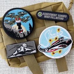 Parche bordado táctico avión tiburón – Insignia moral militar
