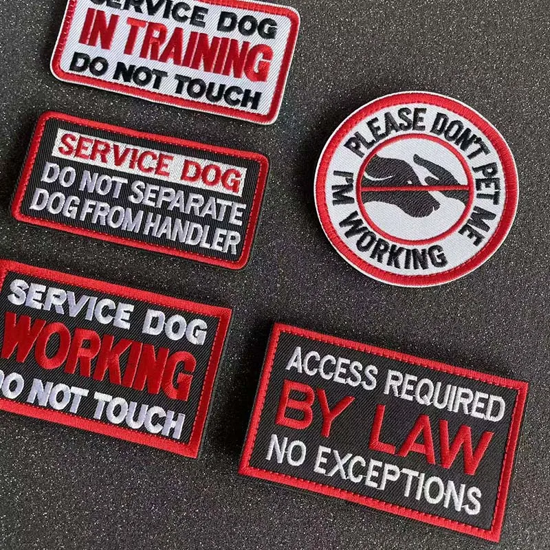 Perro de servicio en entrenamiento no táctil, parches bordados con apliques de emblema táctico de la unidad K9, insignia militar para ropa, mochila - imagen 4