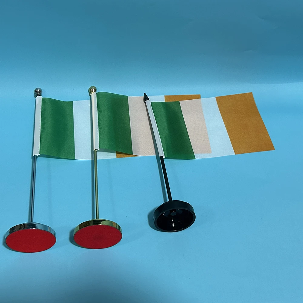 BANDERA DE SKY Bandera de escritorio de oficina Bandera de Irlanda 14x21 cm poliéster IRE IR Irlanda irlandesa Bandera nacional Adornos de escritorio Banderas - imagen 2