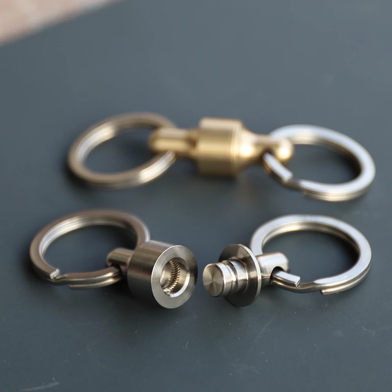 LLavero de aleación de titanio de 2 piezas, cierre magnético Edc, hebilla doble multiusos de separación rápida - imagen 3