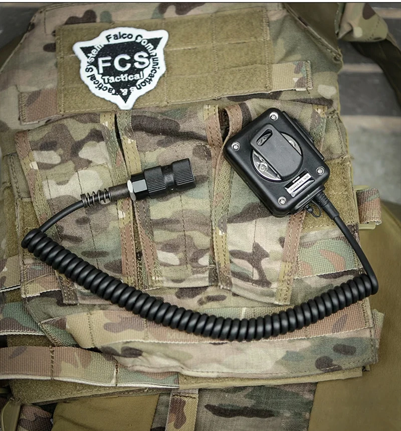 FCS-TACTICAL Micrófono de mano de radio universal - Conector de 6 pines para radios AN/PRC 148/152 - imagen 2