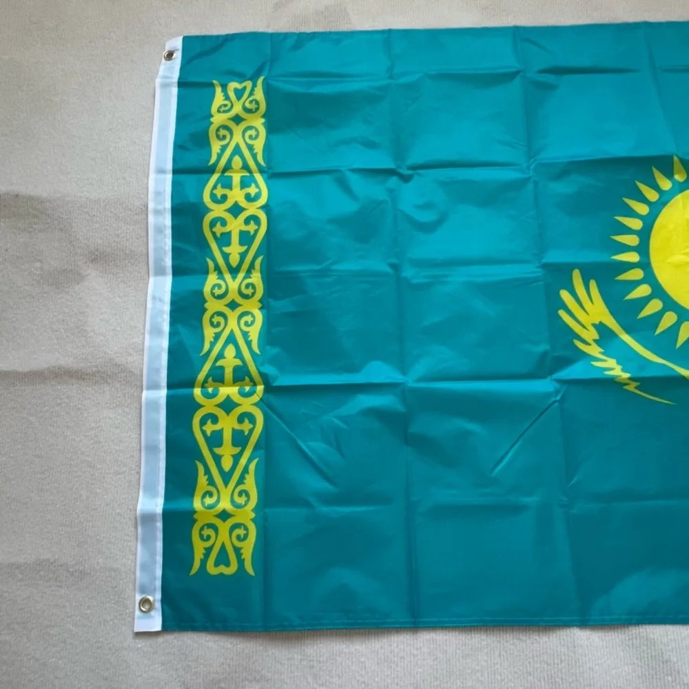 Bandera de Kazajstán YIXIN, 90x150cm, bandera de Kazajstán, bandera de festival de desfile, decoración del hogar, actividades de oficina - imagen 3