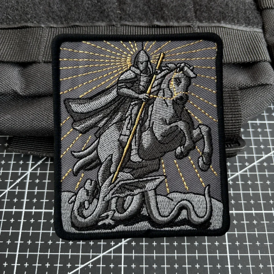 Insignia de Victor St. George Chevron, parche táctico bordado, parches de gancho y bucle, emblema de moral militar, brazalete, pegatinas para mochila - imagen 5