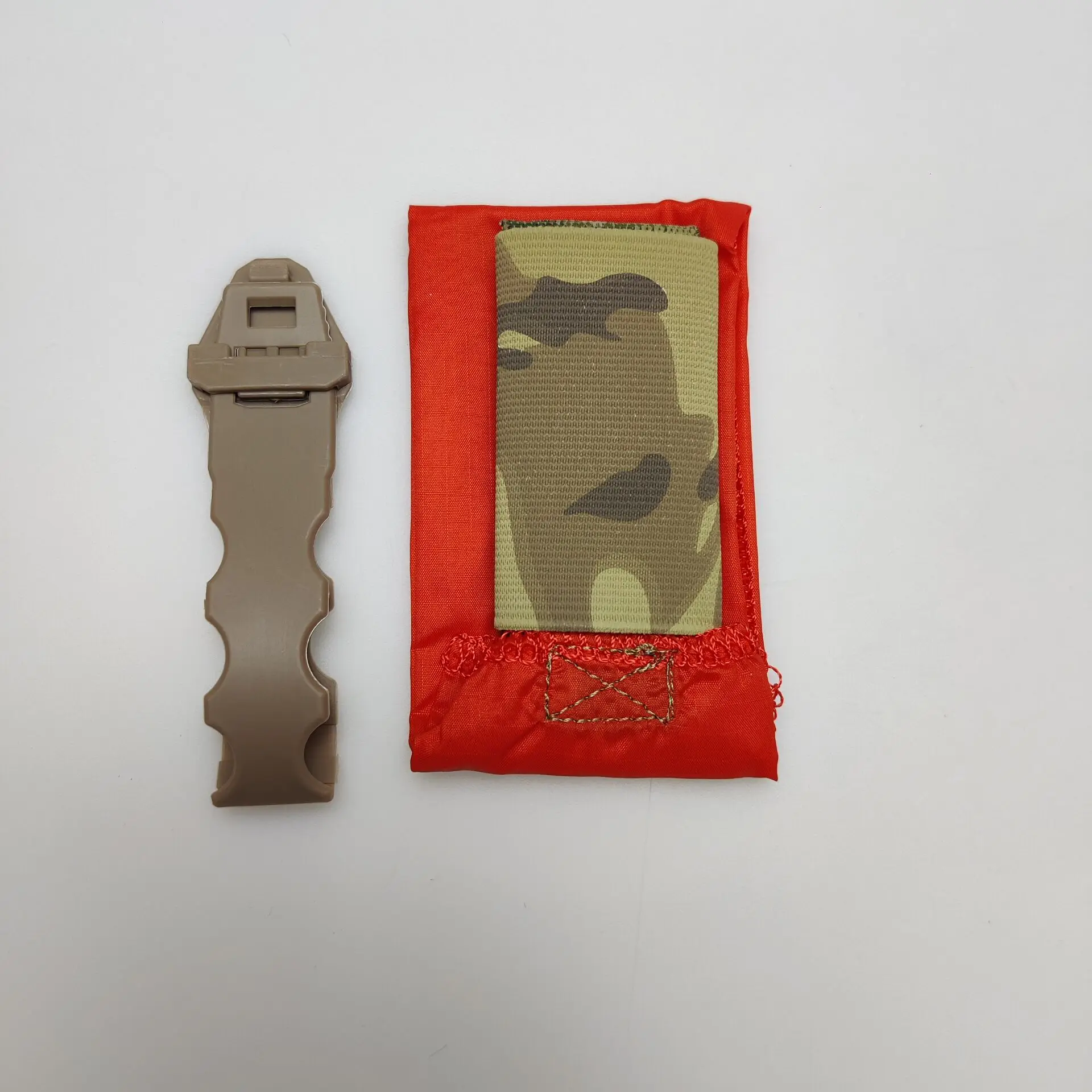 Marcador de muerte CS con bandera de matar de estilo ruso, accesorio para entusiastas del ejército de juego de paintball táctico, banda de señal de muerte de liberación rápida - imagen 4