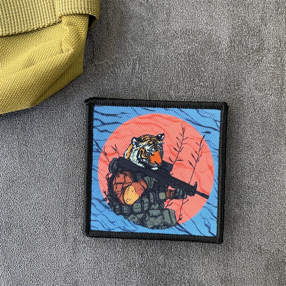 Insignia de moral táctica de soldado Tigre, Parche de gato del regulador siberiano, brazalete militar con estampado de gancho y bucle, pegatina de sombrero para mochila al aire libre - imagen 4