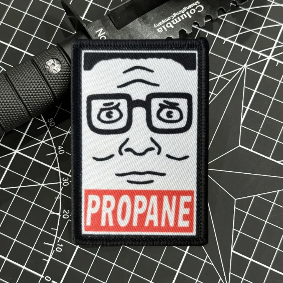 Parche impreso de moral de propano King of the Hill Hank, insignia militar táctica divertida de EE. UU., brazalete, pegatinas para mochila con gancho y bucle - imagen 5