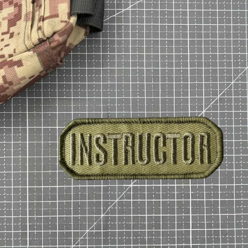 Parche bordado táctico INSTRUCTOR con velcro para chaleco y mochila - imagen 4