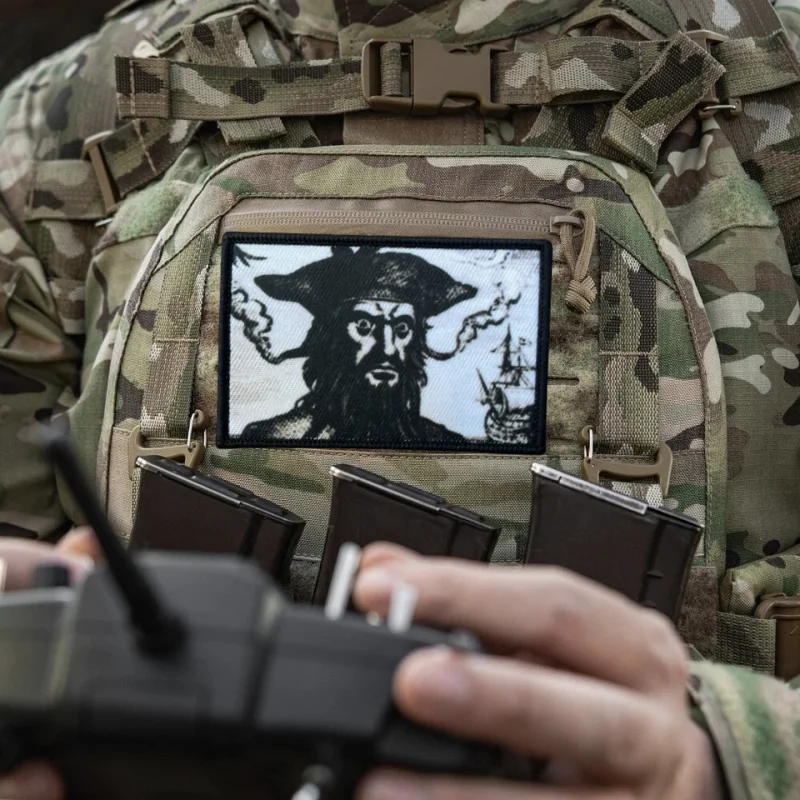 Parche con estampado de barba negra y pirata, chaleco táctico con gancho y bucle, insignia de moral, mochila, pegatina decorativa, parches para brazalete para ropa - imagen 5