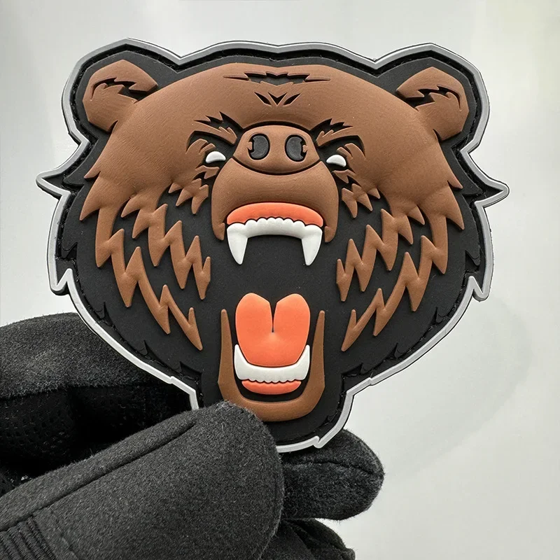 Parches de PVC con emblema de oso marrón malvado para ropa, insignia de moral Animal, brazalete táctico, pegatina de mochila - imagen 3