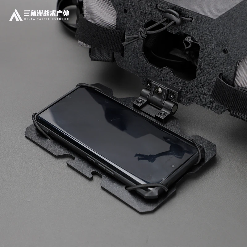 Soporte táctico para funda de teléfono MK4 colgante en el pecho, consola de operación de tablero de navegación montada en la parte delantera, almacenamiento plegable MOLLE - imagen 5