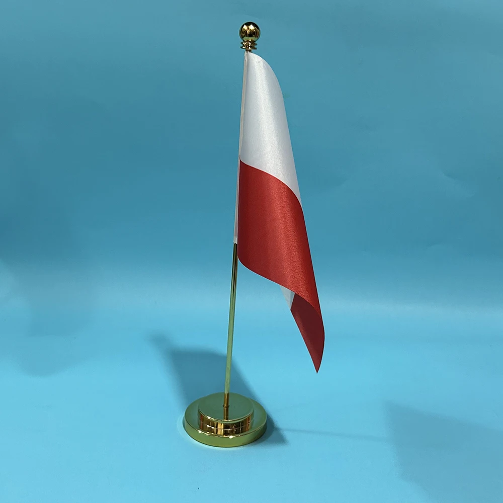 Bandera de escritorio de oficina bandera de Polonia 14x21cm decoración de mesa de poliéster banner PL bandera nacional de Polonia adornos de escritorio banderas - imagen 4