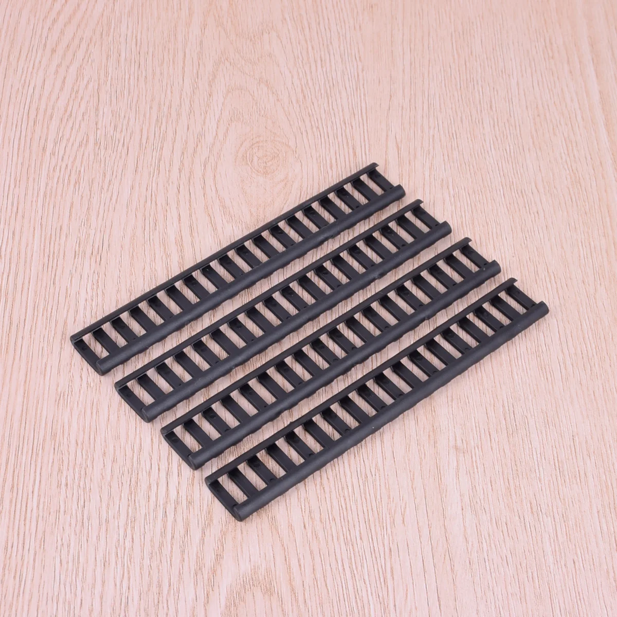 18 ranuras, 4 piezas, cubiertas de riel con forma de escalera de goma para cubierta protectora de riel cuádruple para Rifle - imagen 3