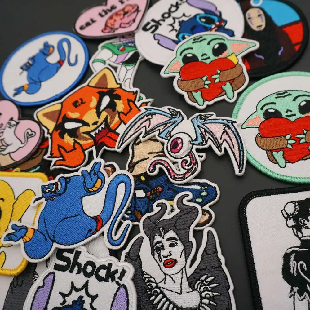 Parche bordado de dibujos animados de Anime, respaldo de hierro y gancho para ropa de niños, pegatinas, insignia, apliques de ropa
