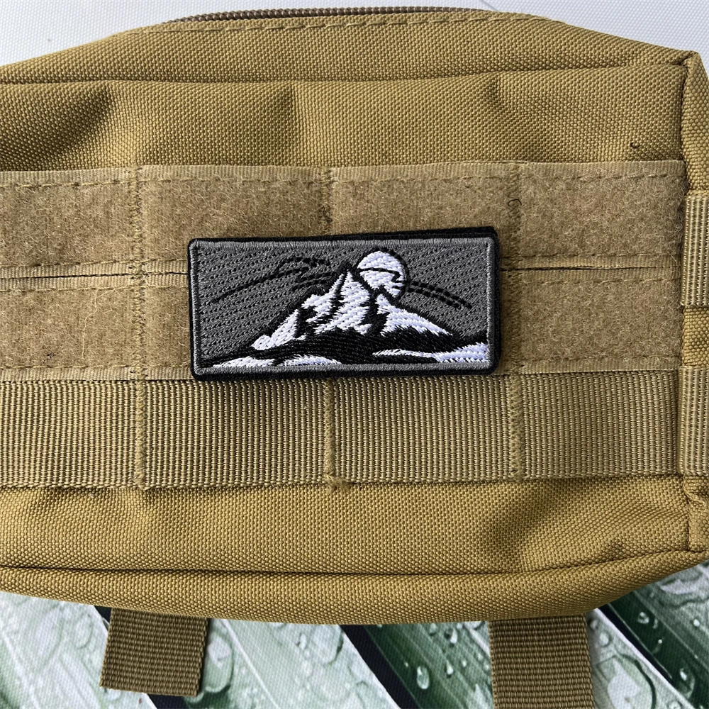 Voivode of Siberia Mountains Chevron moral parches tácticos, insignia militar, brazalete, mochila, gancho y bucle, pegatina bordada - imagen 5