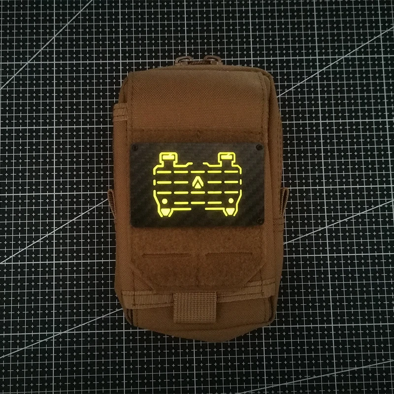 Parche luminoso de fibra de carbono estilo Molle Gegboard insignia brazalete colorido táctico al aire libre para ropa DIY mochila Accesorios - imagen 4