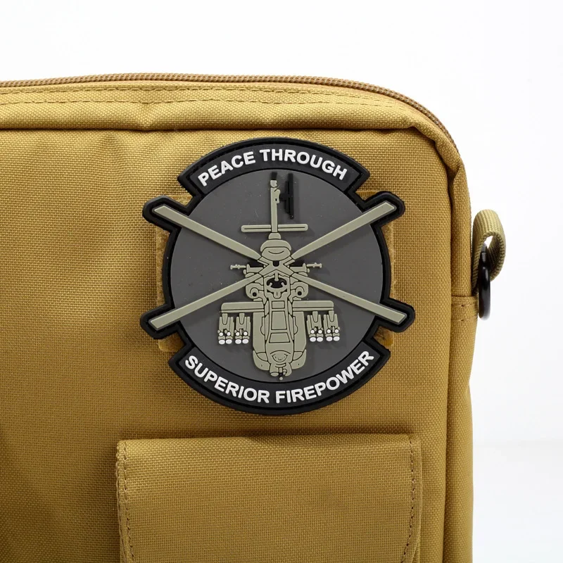 Paquete de moral táctica, accesorios, insignia, insignia de helicóptero, pegamento suave 3DPVC, brazalete mágico que brilla en la oscuridad, parche para ropa y mochila - imagen 2