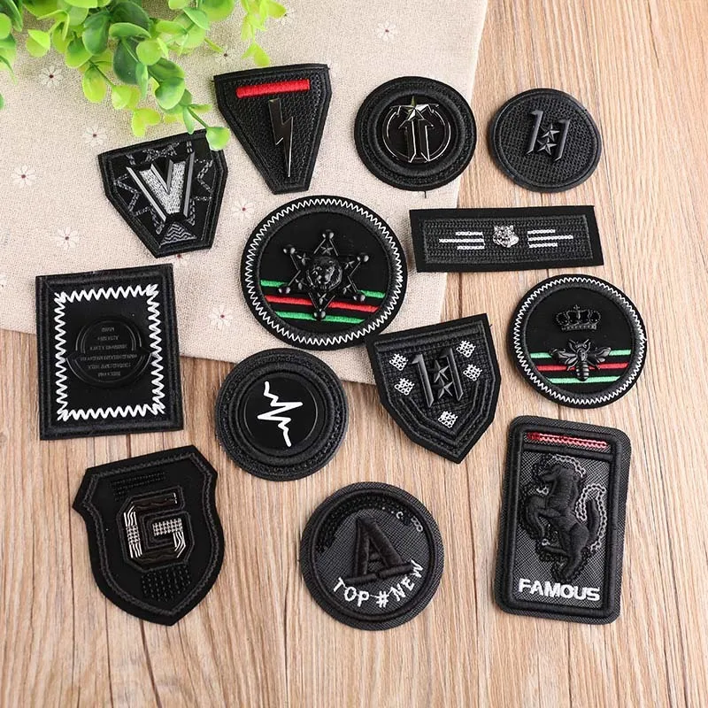 Insignia de tendencias geniales de calavera 3D, bandas de Metal coloridas, parches de cuero de rayas Punk, decoración de ropa, apliques adhesivos para pantalones vaqueros - imagen 4