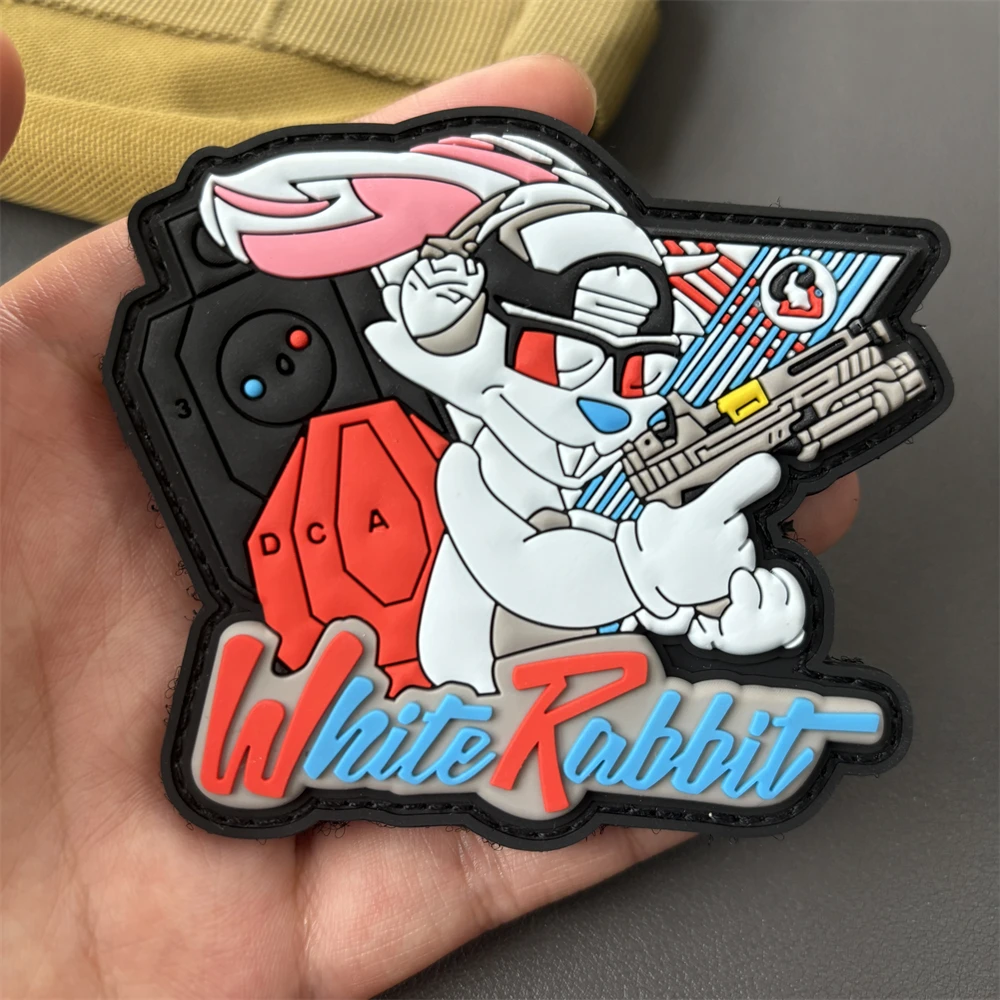 Parche de PVC de guerrero salvaje de Anime, 12 señales de animales de dibujos animados, parches tácticos de conejo, insignia de moral del ejército militar, pegatinas para mochila - imagen 5