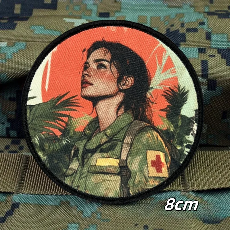 Parche de moral táctico para niñas de rescate médico, belleza de la paz, emblema de gancho y bucle impreso, brazalete militar Chevron, pegatinas para mochila - imagen 2